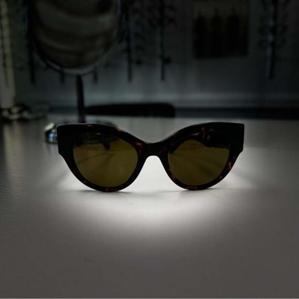 Women’s Versace Stylish Tortoise Shell Sunglasses